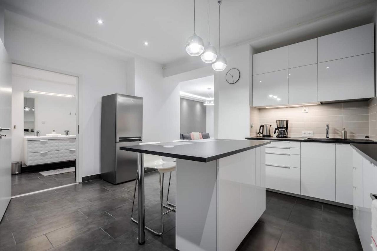 Bpr Calypso Home With A/C Budapest Esterno foto